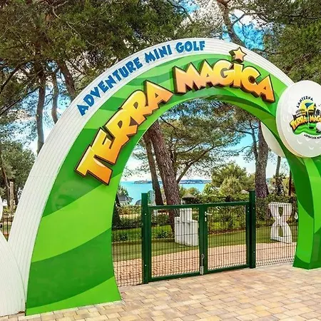 Easyatent Safari Tent Lanterna Semesterpark *