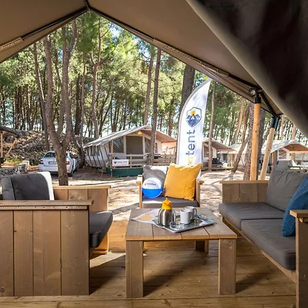 Easyatent Safari Tent Lanterna Semesterpark Červar-Porat