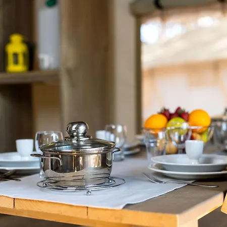 Holiday park Easyatent Safari Tent Lanterna Cervar-Porat