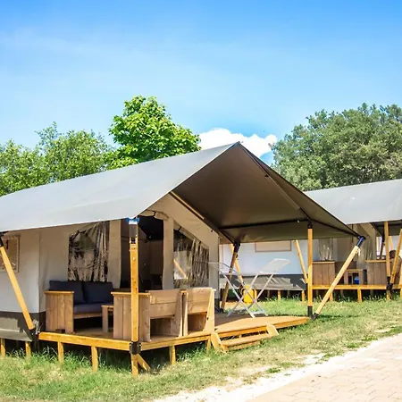 Easyatent Safari Tent Lanterna Semesterpark *