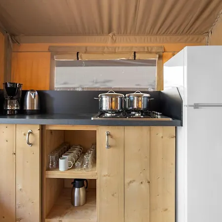 Holiday park Easyatent Safari Tent Lanterna Cervar-Porat