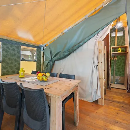 Easyatent Safari Tent Lanterna Semesterpark