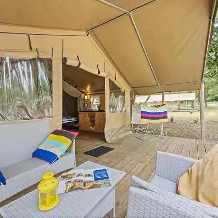 Easyatent Safari Tent Lanterna Holiday park Cervar-Porat
