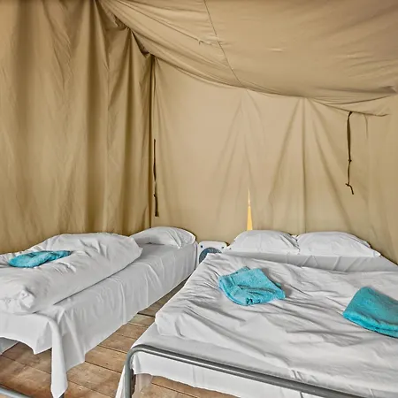 Easyatent Safari Tent Lanterna Holiday park