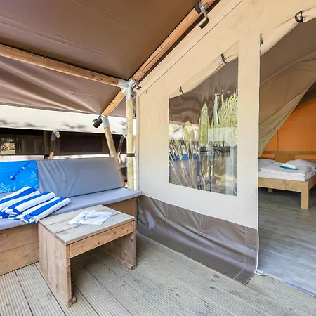 Easyatent Safari Tent Lanterna Holiday park Cervar-Porat