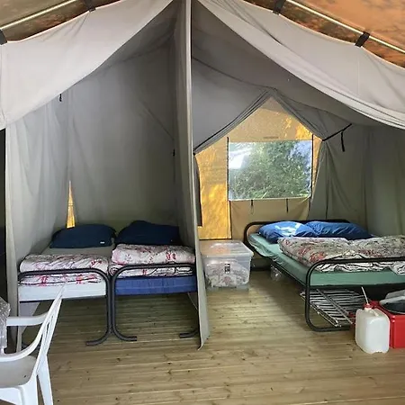 Holiday park Easyatent Safari Tent Lanterna Cervar-Porat